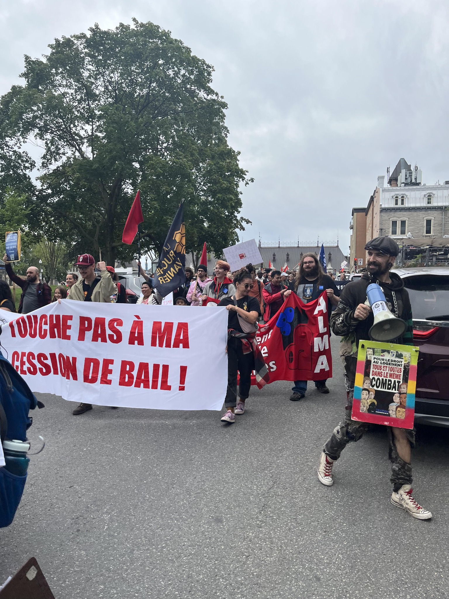 Des groupes de Québec s’organisent contre le projet de loi 31